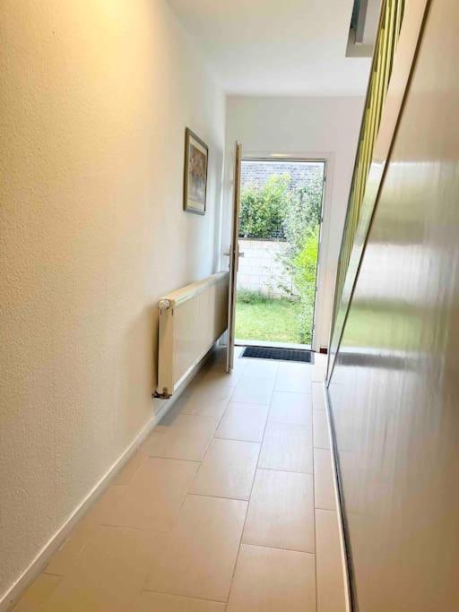 Duesseldorf Messe And Airport, 2-Bedroom Apartment With Kitchen And Garden Duisburgo Esterno foto